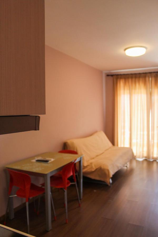 Vivári Apanema Apartments מראה חיצוני תמונה