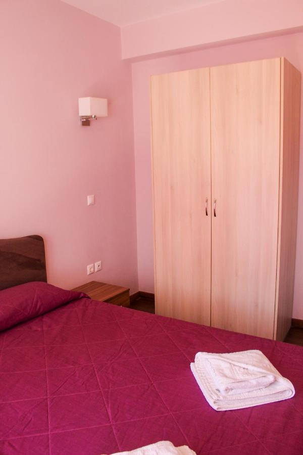 Vivári Apanema Apartments מראה חיצוני תמונה